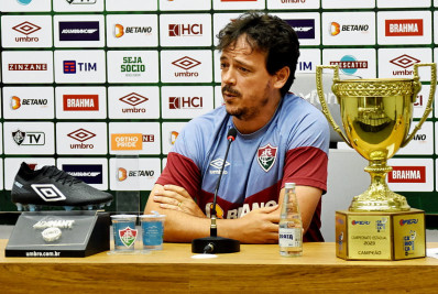 Diniz rasga elogios ao Fluminense após título do Carioca: 'Vitória justa e com imposição'