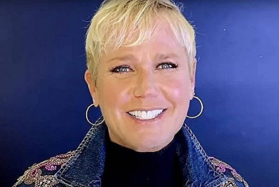 Xuxa proíbe ex paquita de publicar fotos em autobiografia; Saiba quem foi