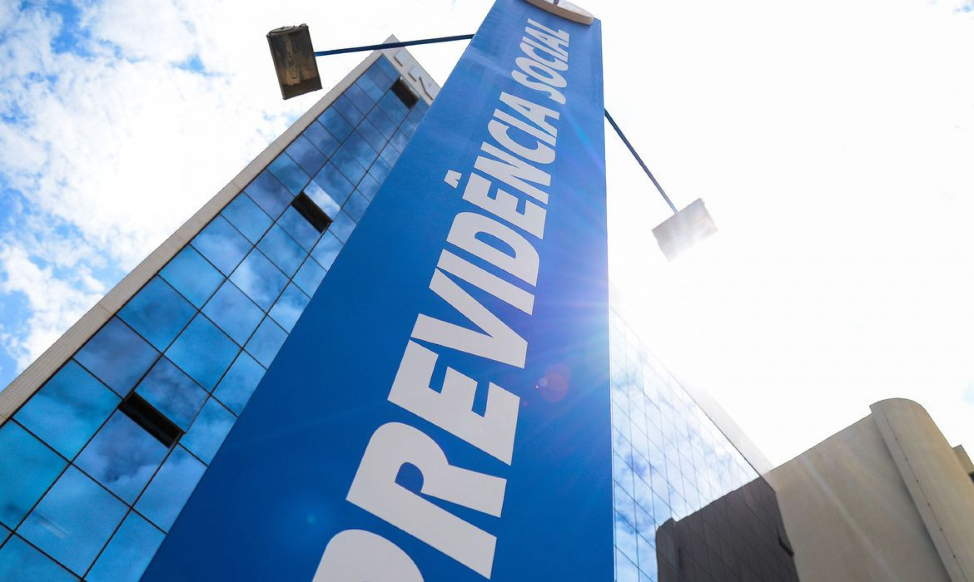 Preju&iacute;zos &agrave; Previd&ecirc;ncia Social poderiam ultrapassar os R$ 12 milh&otilde;es pelo prazo de dura&ccedil;&atilde;o restante dos benef&iacute;cios recolhidos ilegalmente - Marcello Casal Jr/Ag&ecirc;ncia Brasil