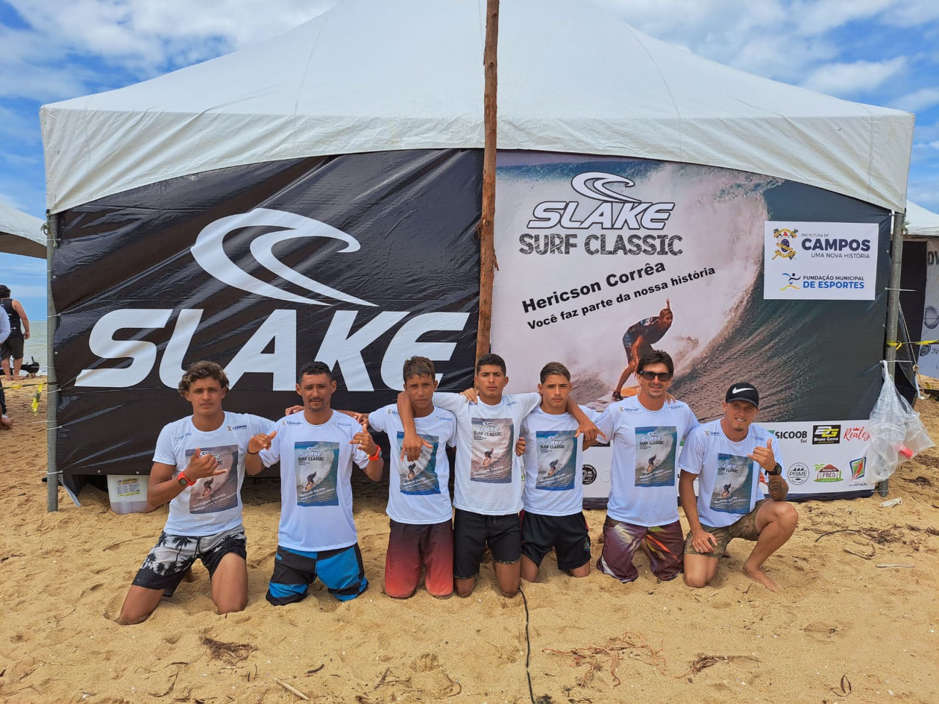 Participaram 150 atletas, com surfistas da região e de mais três estados: Espírito Santo, São Paulo e Ceará, entre 12 e 50 anos - Divulgação 