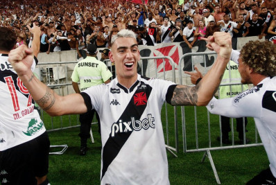 Puma Rodríguez, do Vasco, é convocado por Marcelo Bielsa para a seleção uruguaia