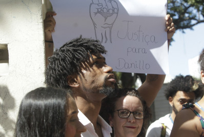 Homem indiciado por reconhecimento fotográfico é novamente absolvido