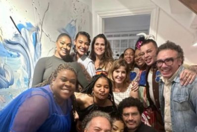 Ludmilla, Glória Groove, Regina Casé e mais famosos se reúnem para receber cantora africana e embaixadora da UNICEF 