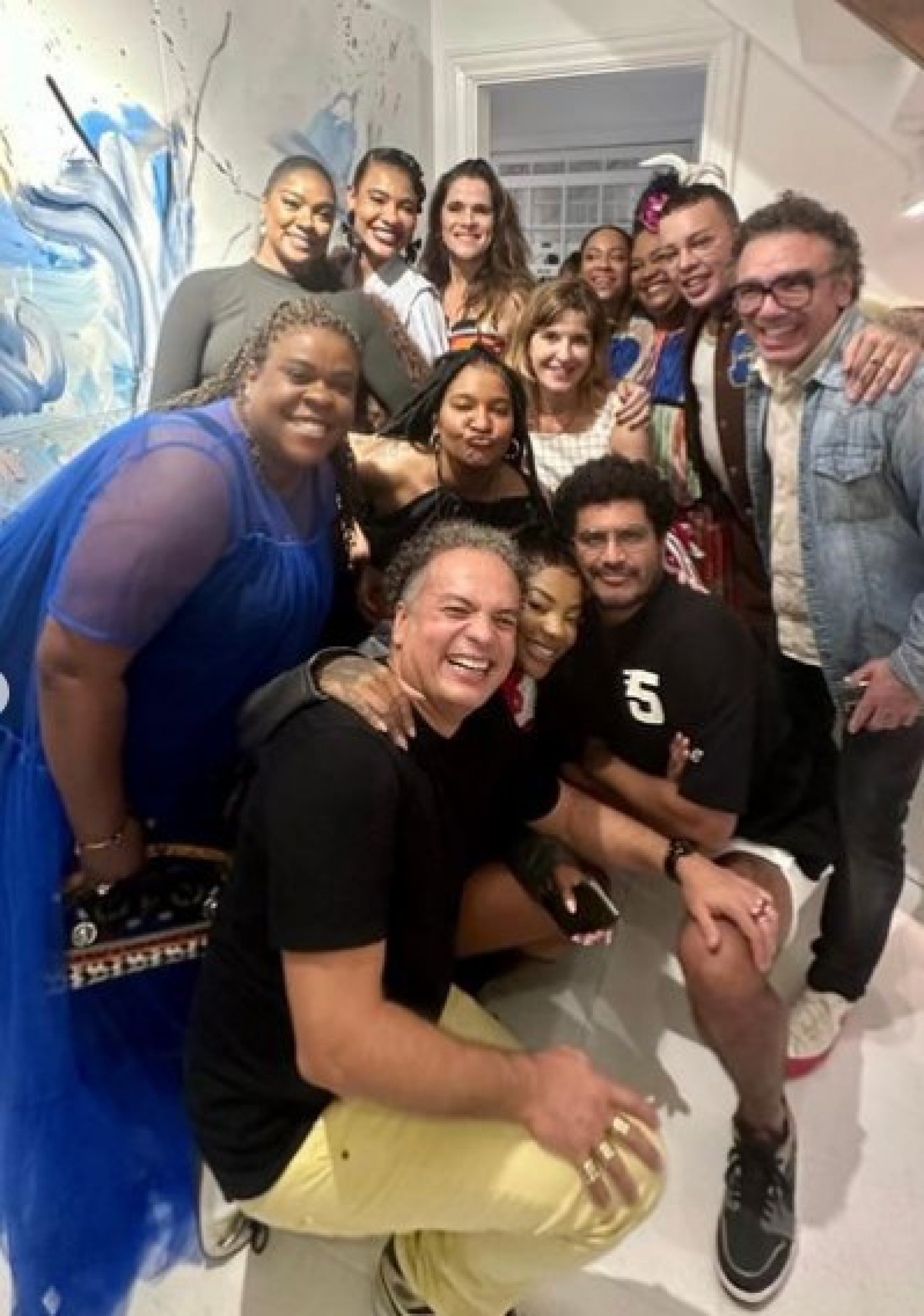 Encontro reuniu celebridades como Taís Araújo, Lázaro Ramos, Ludmilla, Glória Groove, Ingrid Guimaraes, Regina Casé e outros - Reprodução/Internet