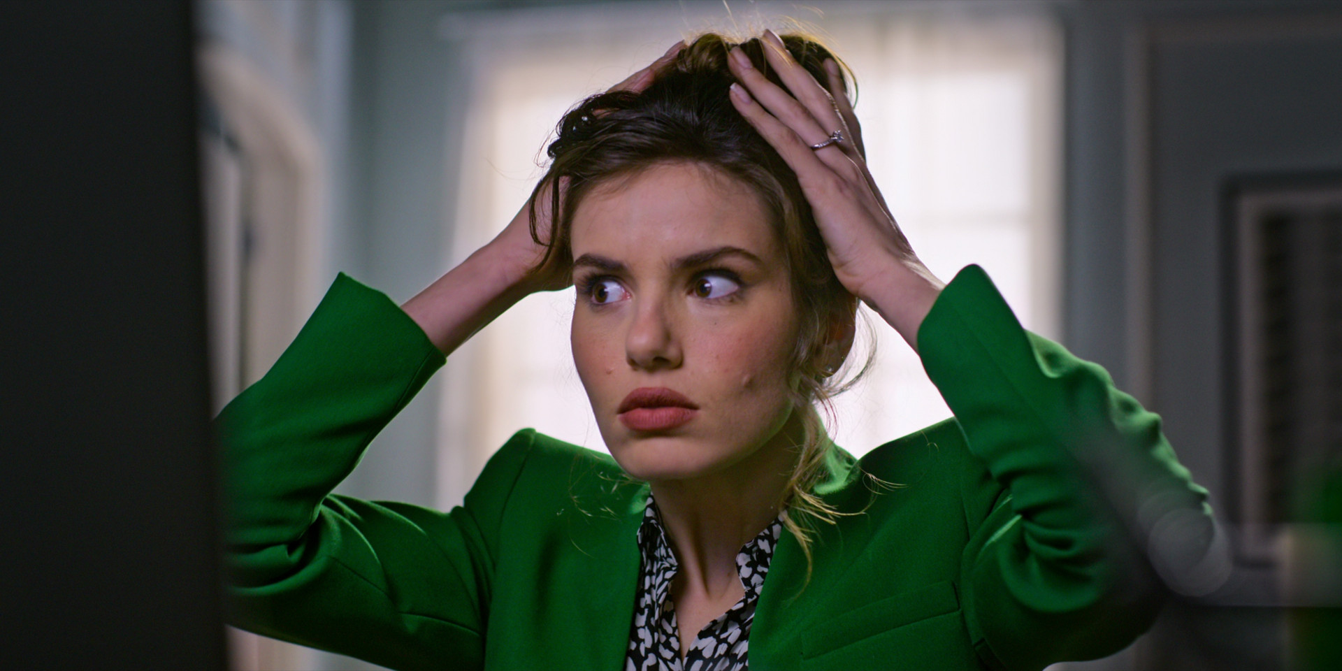 Camila Queiroz em cena de 'De volta aos 15' - Reprodução/Redes Sociais