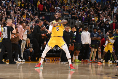 Lakers voltam a disputar os playoffs da NBA após dois anos