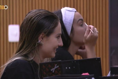 Sisters escutam bronca da produção em funcionário: 'Fazendo m*'