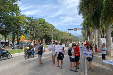 Professores da rede municipal de Paraty fazem paralisação de 24h