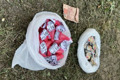 Polícia prende quatro pessoas por tráfico de drogas e apreende adolescente em Cabo Frio