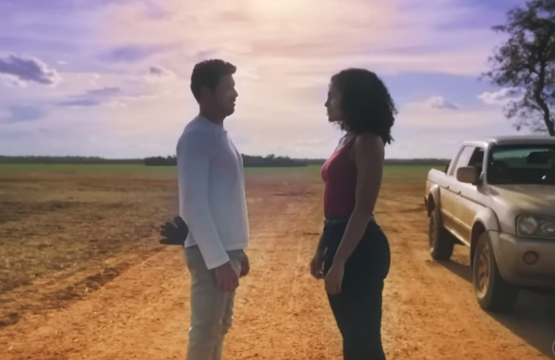 TV Globo exibe as primeiras imagens de 'Terra e Paixão' - Reprodução de vídeo