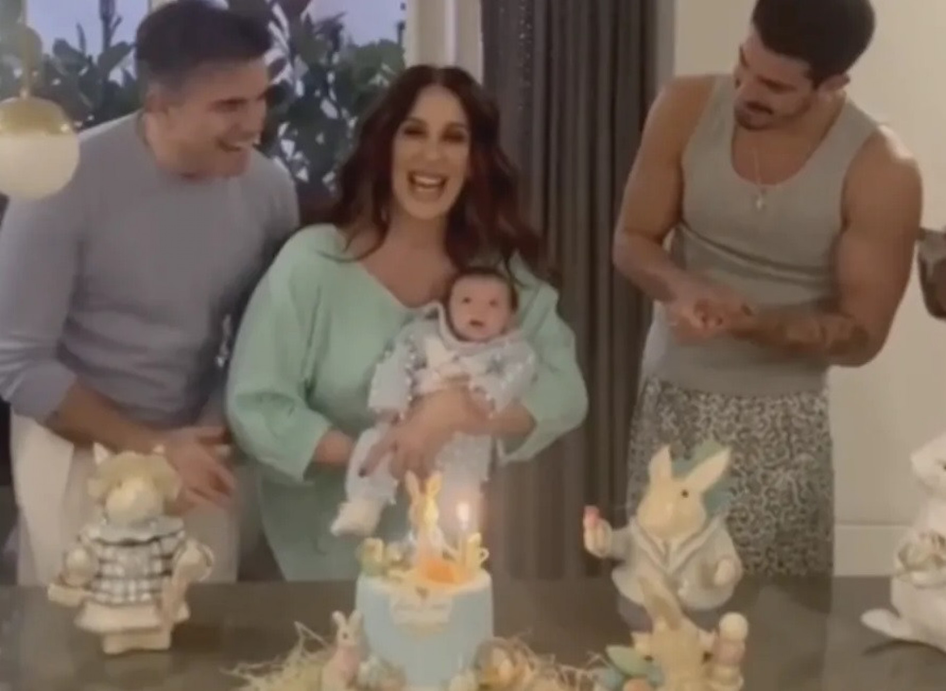 Luca, filho de Claudia Raia e Jarbas Homem de Mello, completou 2 meses - Reprodução de Vídeo