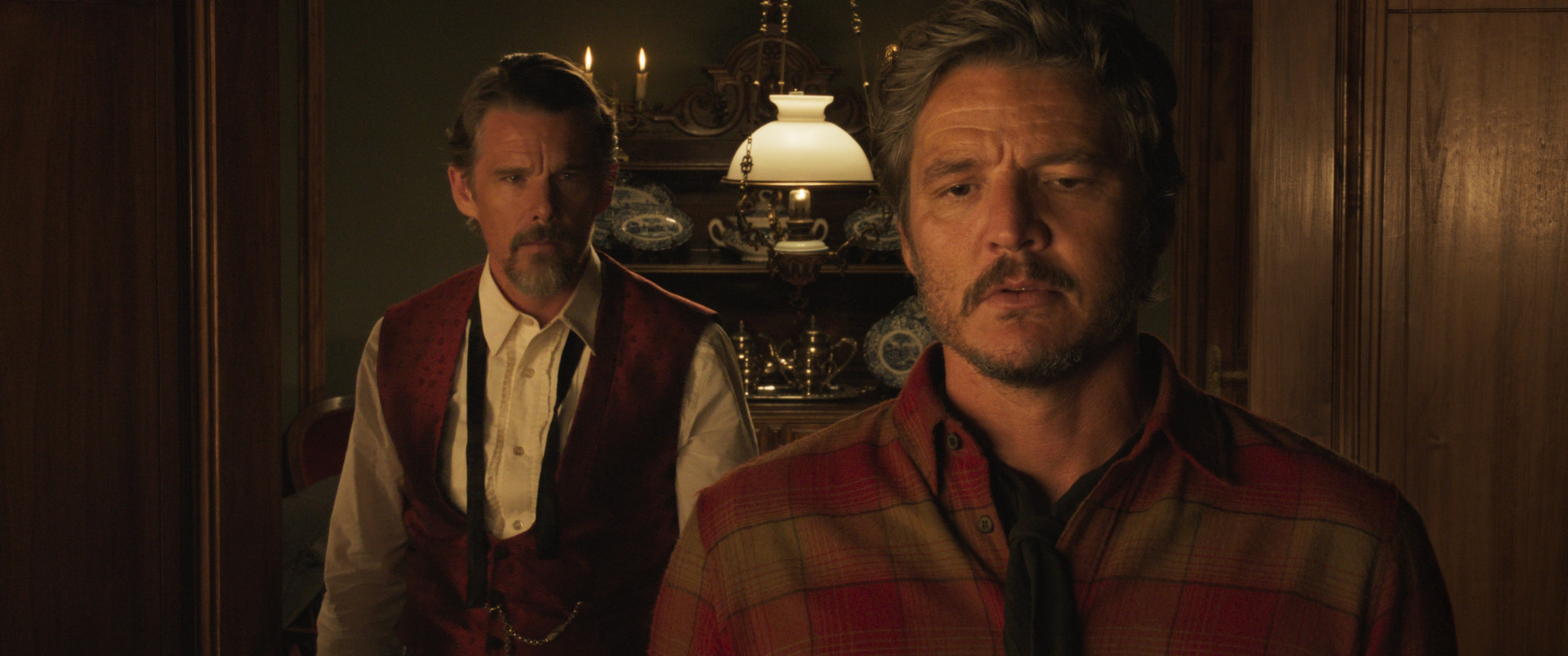Pedro Pascal e Ethan Hawke protagonizam romance gay, Strange Way of Life - El Deseo / Divulgação