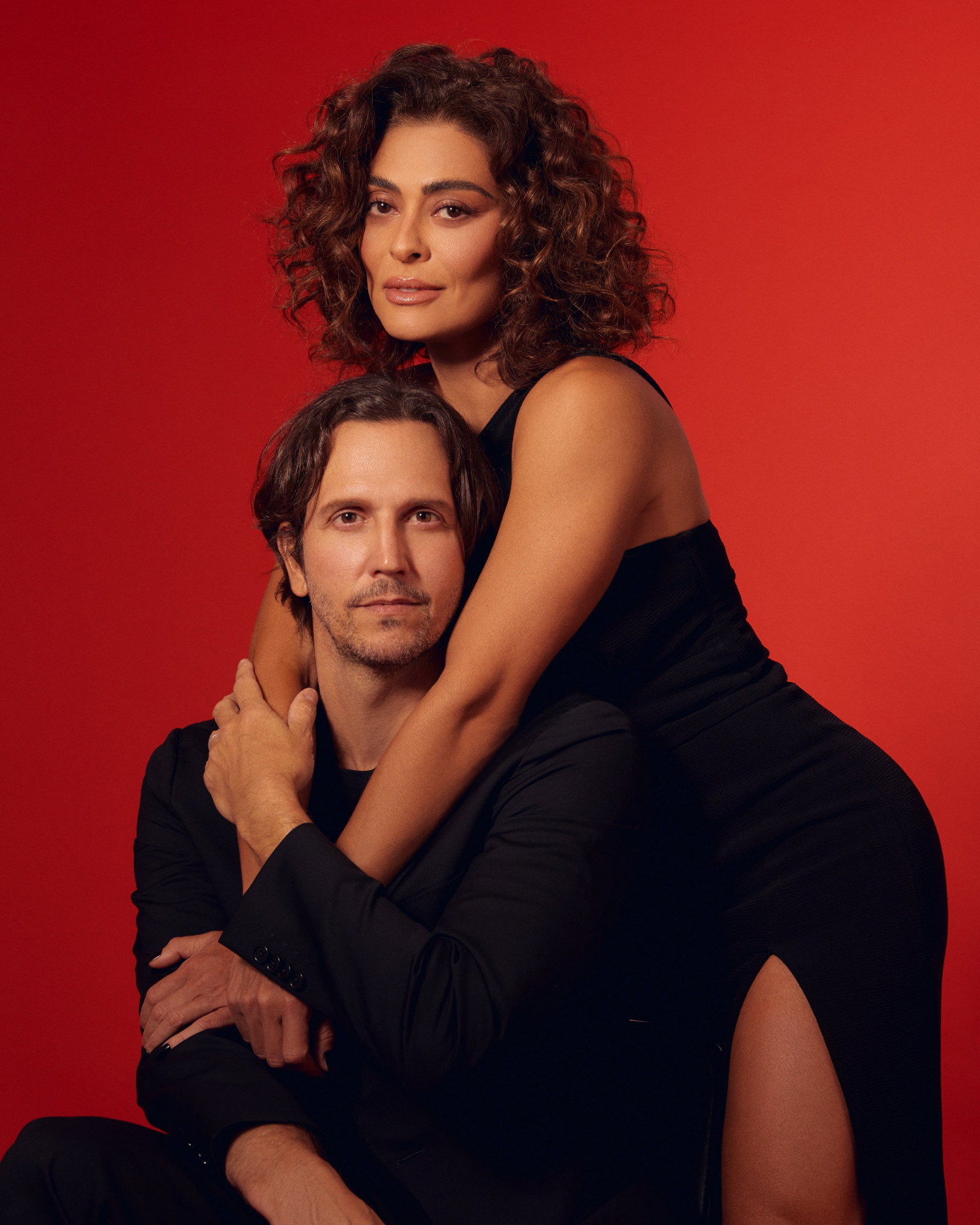 Juliana Paes e Vladmir Brichta foram confirmados como protagonistas da primeira novela da Netflix. - Marcus Sabah / Netflix