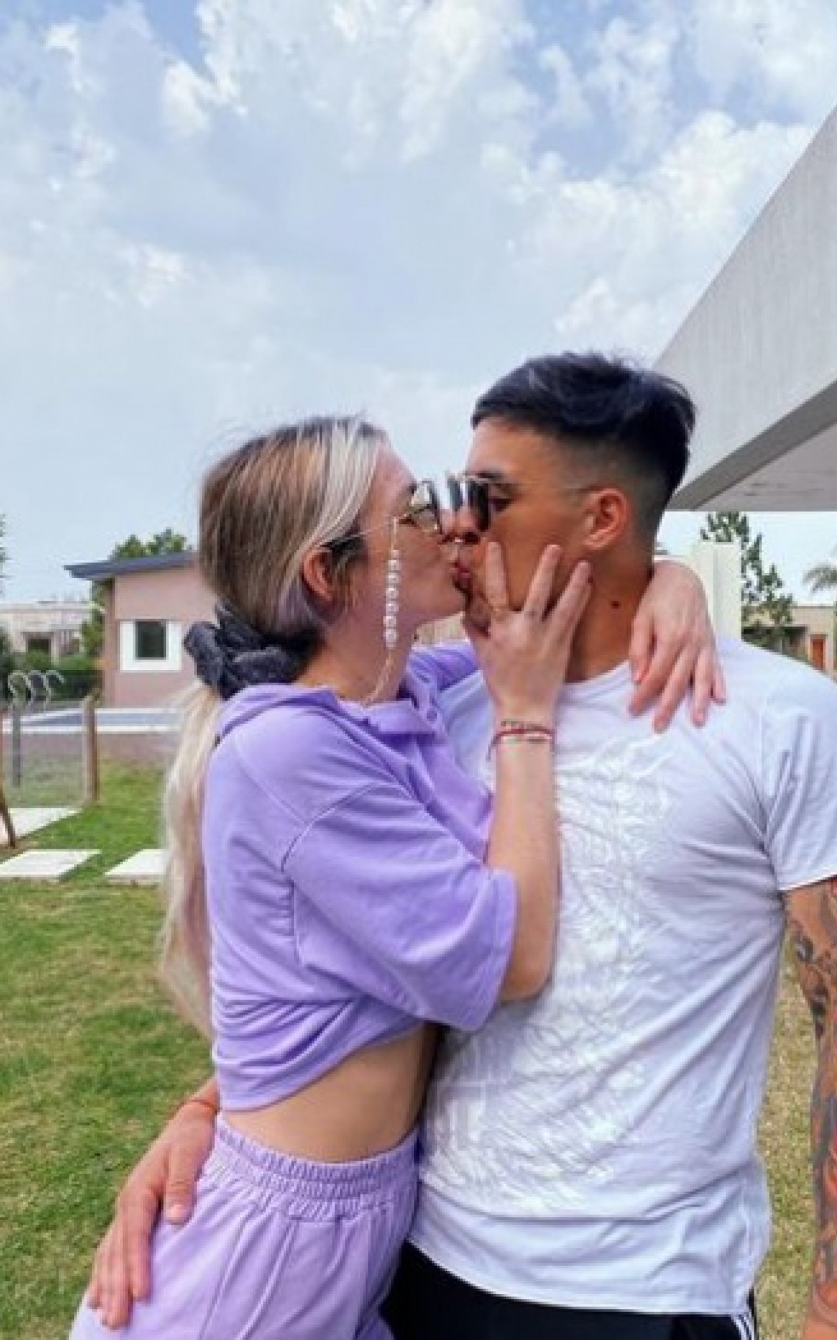  Araceli Fessia namora com Brian Fern&aacute;ndez 