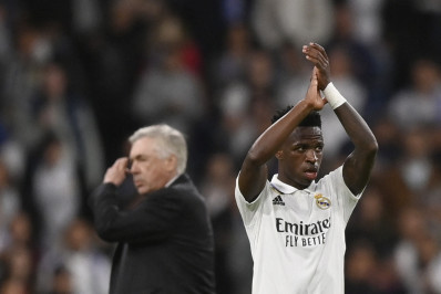 Vinicius Junior sugere que Ancelotti aceite convite da Seleção e siga no Real Madrid