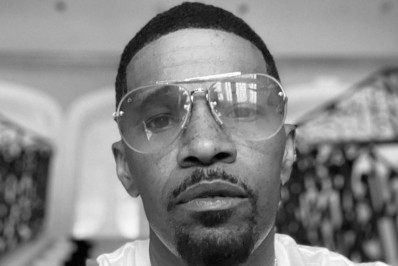 Três semanas após 'emergência médica', Jamie Foxx segue internado