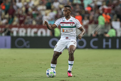 Maior garçom do Fluminense em 2022, Arias aumenta média de assistências no começo da temporada