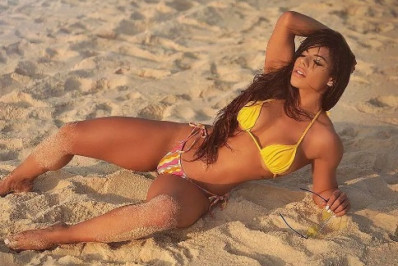 Modelo brasileira diz ter sido assediada por Piqué e dispara contra espanhol: 'Filho da p...'