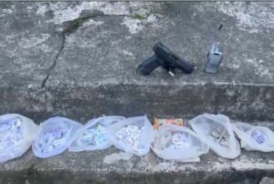 PM apreende pistola e drogas em operação com suspeito preso em Belford Roxo