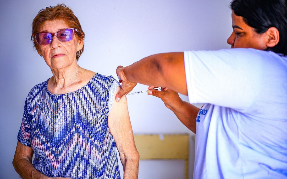  A vacina&ccedil;&atilde;o contra a gripe ter&aacute; mais de 40 postos &agrave; disposi&ccedil;&atilde;o da popula&ccedil;&atilde;o em Belford Roxo