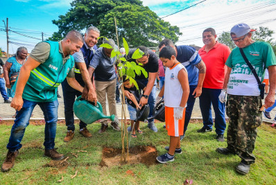 Belford Roxo: Meio Ambiente promove ação de replantio às margens do Rio Botas