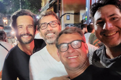 Galãs dos anos 90, Rodrigo Santoro, Marcelo Faria e Thierry Figueira se reencontram em bar no Rio