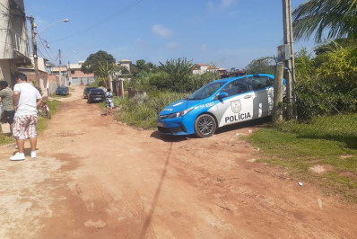 Jovem é encontrado morto dentro de casa em Cabo Frio