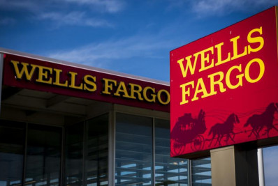 Sinistro! Mulher morre, fica quatro dias na mesa de trabalho e ninguém percebe