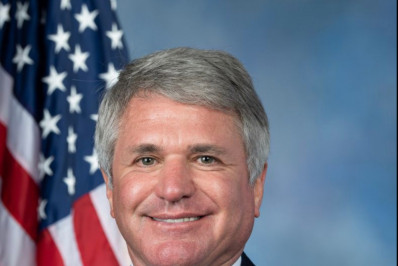 China impõe sanções contra deputado americano por visita a Taiwan