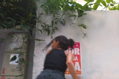 Bruna Marquezine divulga teaser de nova série