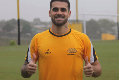 Ex-Flamengo acerta com o Criciúma para jogar a Série B