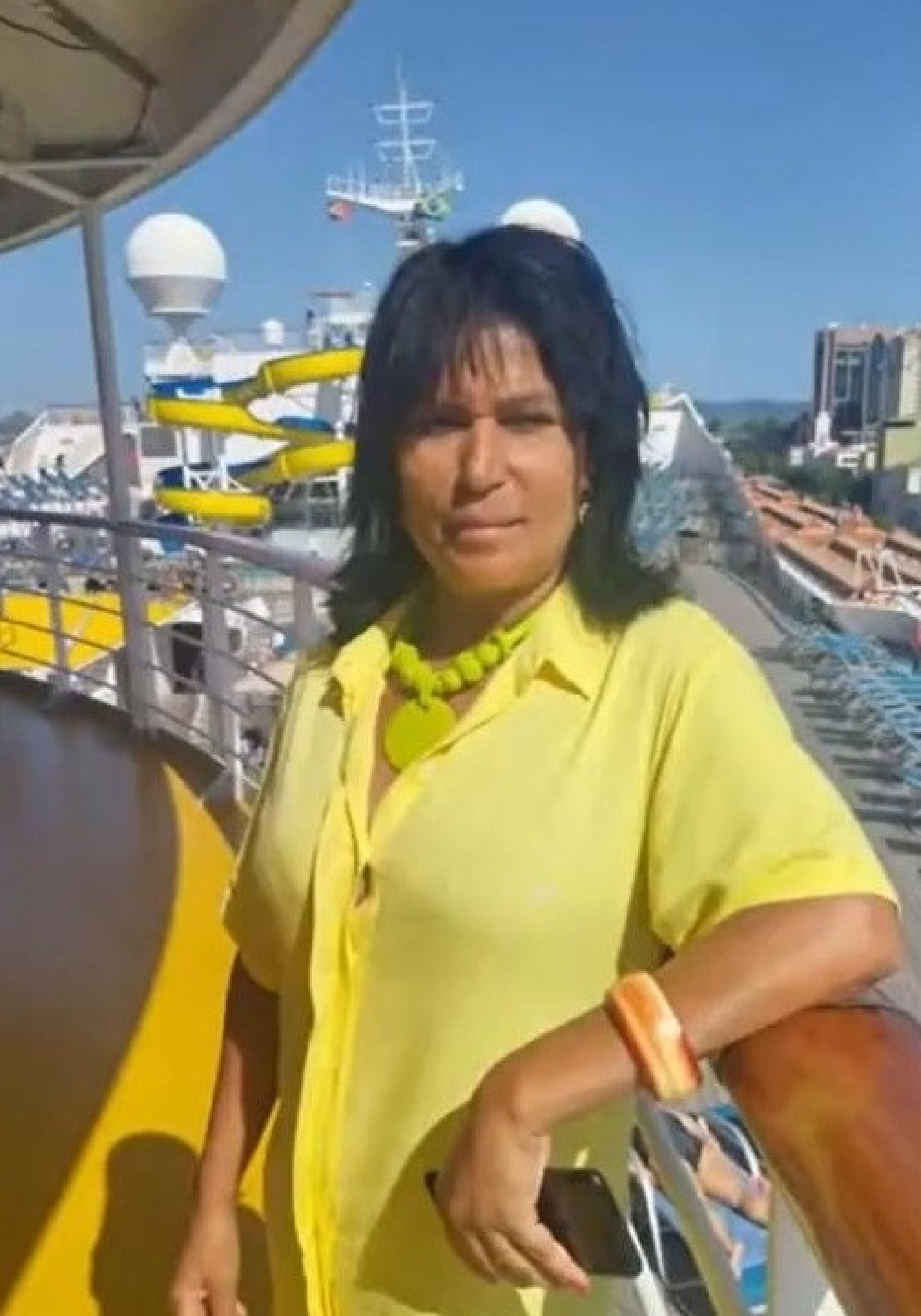 Cássia Correa Avelar, de 59 anos, está internada após complicações em lipoaspiração