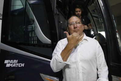 Auditor pede vista e STJD adia resultado do julgamento de John Textor