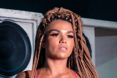 Após sumiço, MC Sabrina quer retomar carreira, mas não aceita ser reconhecida