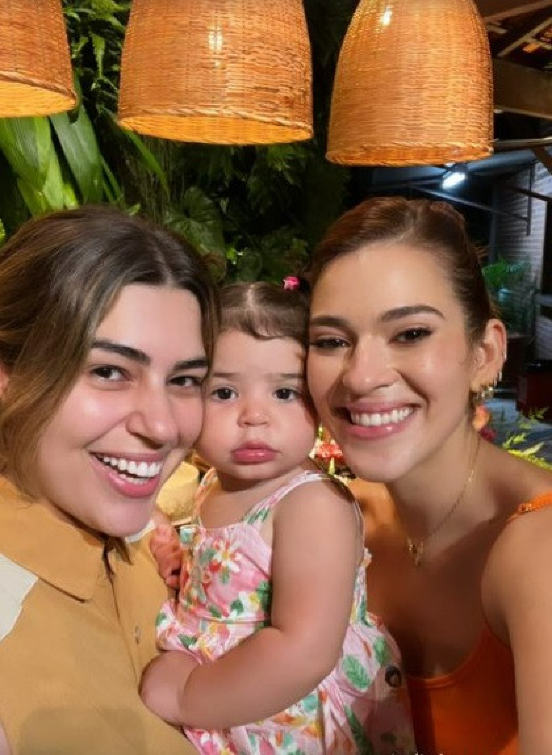 Vivian Amorim, sua filha Malu e Ana Clara - Reprodução do Instagram