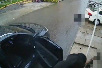 Vídeo: novas imagens mostram ataque que deixou três mortos e um ferido em Belford Roxo