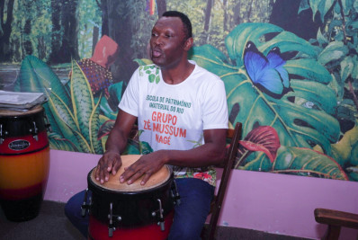 Grupo Zé Mussum Magé atende 1.200 alunos na Praia de Mauá