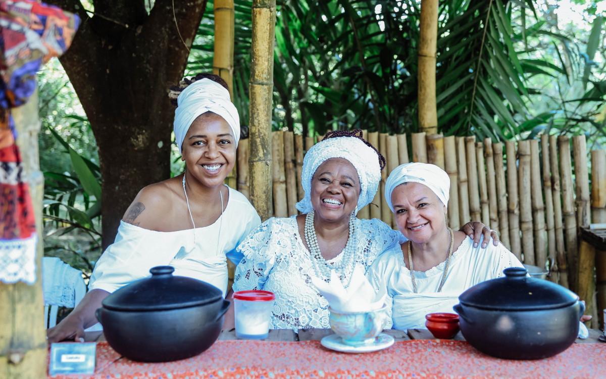Mag&eacute; sedia a&ccedil;&atilde;o de f&oacute;rum de turismo - R&ocirc;mulo Barbosa/Divulga&ccedil;&atilde;o