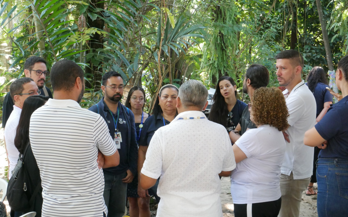 Mag&eacute; sedia a&ccedil;&atilde;o de f&oacute;rum de turismo - Divulga&ccedil;&atilde;o