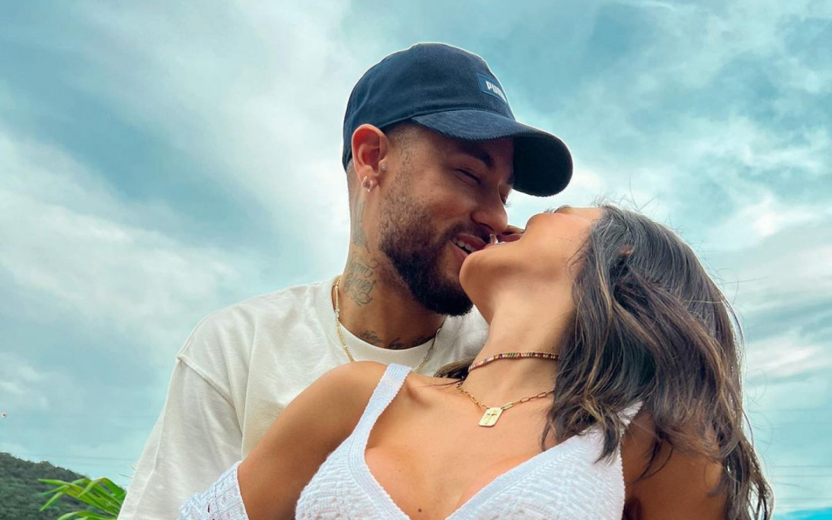 Neymar divulgou que ser&aacute; pai pela segunda vez. O nome da crian&ccedil;a, no entanto, ainda n&atilde;o foi divulgado
