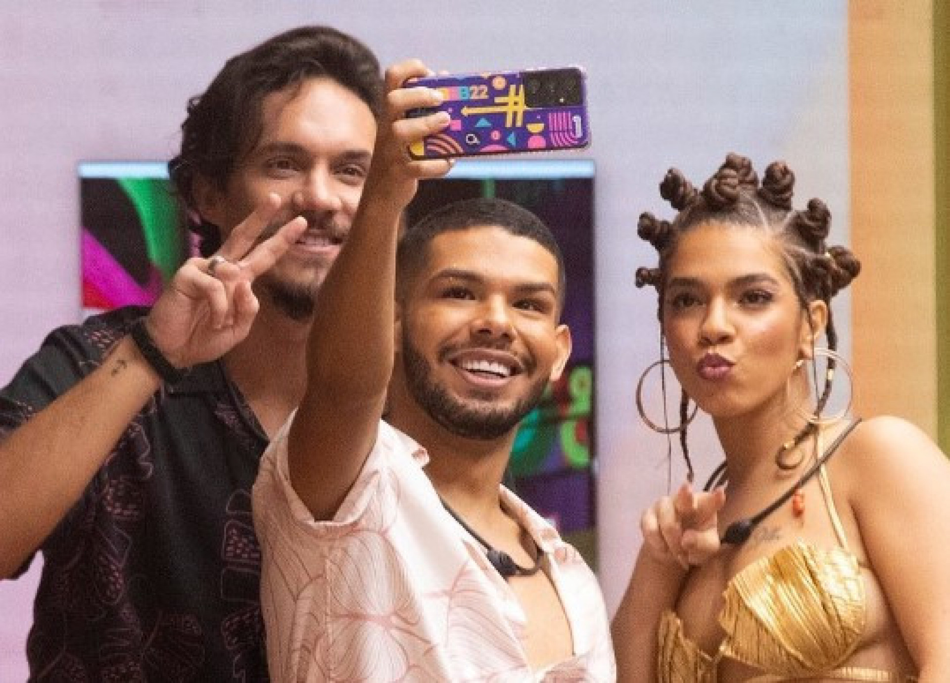 Vyni ao lado de Eliezer e Maria que participaram do 'BBB 22' - Reprodução/Internet