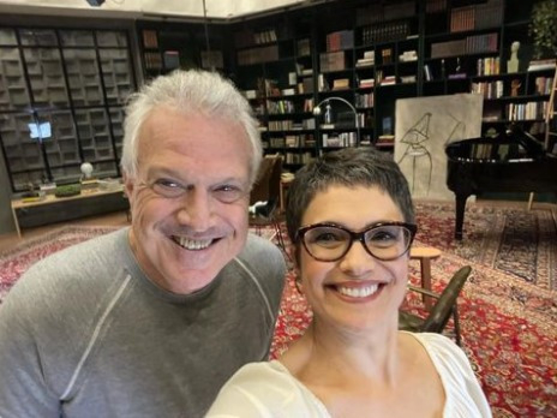 Sandra Annenberg e Pedro Bial nos bastidores do programa - Reprodução/Instagram