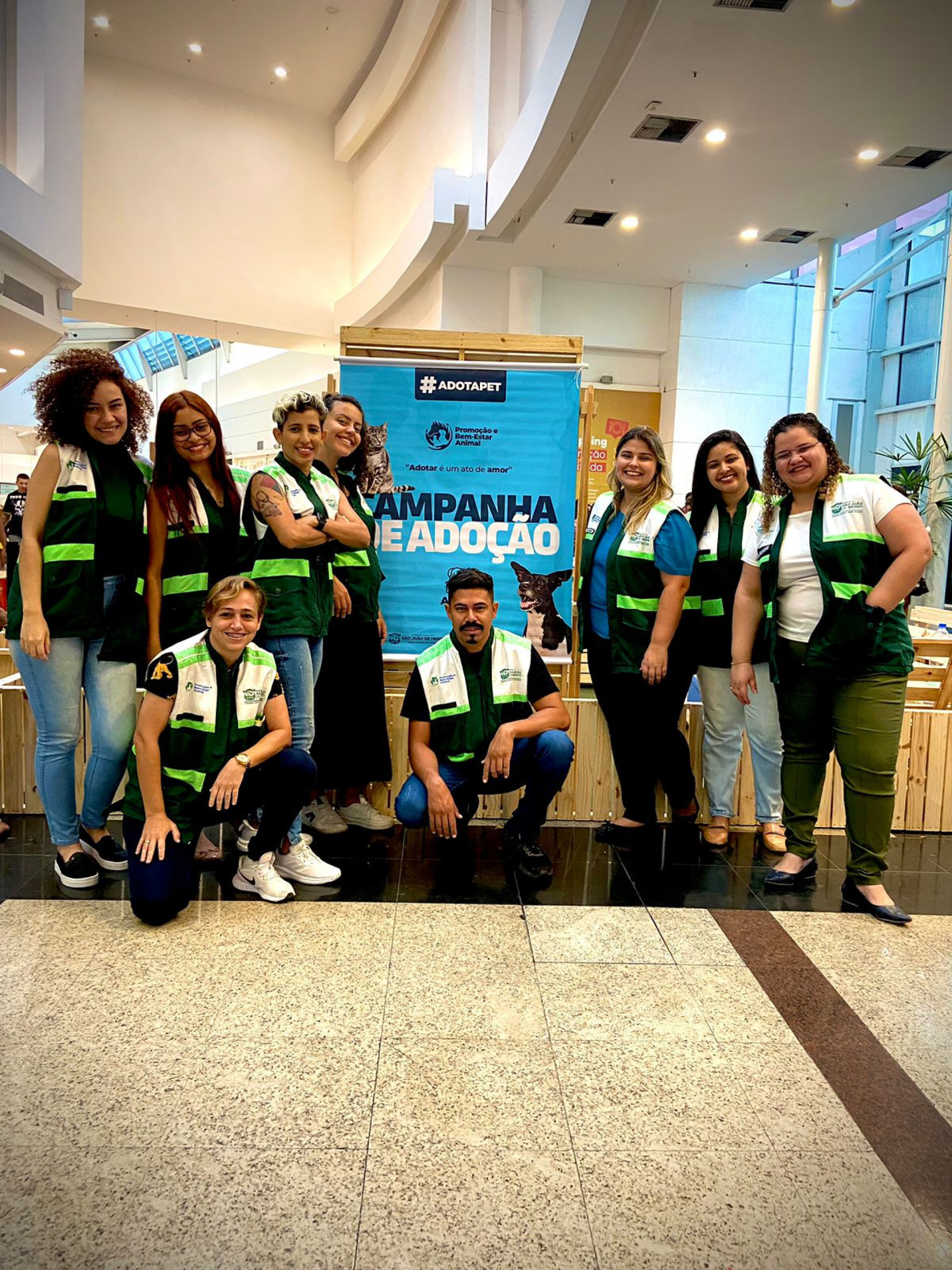 Agentes da Subsecretaria de Promo&ccedil;&atilde;o e Bem-Estar Animal S&atilde;o Jo&atilde;o de Meriti - Divulga&ccedil;&atilde;o/ PMSJM