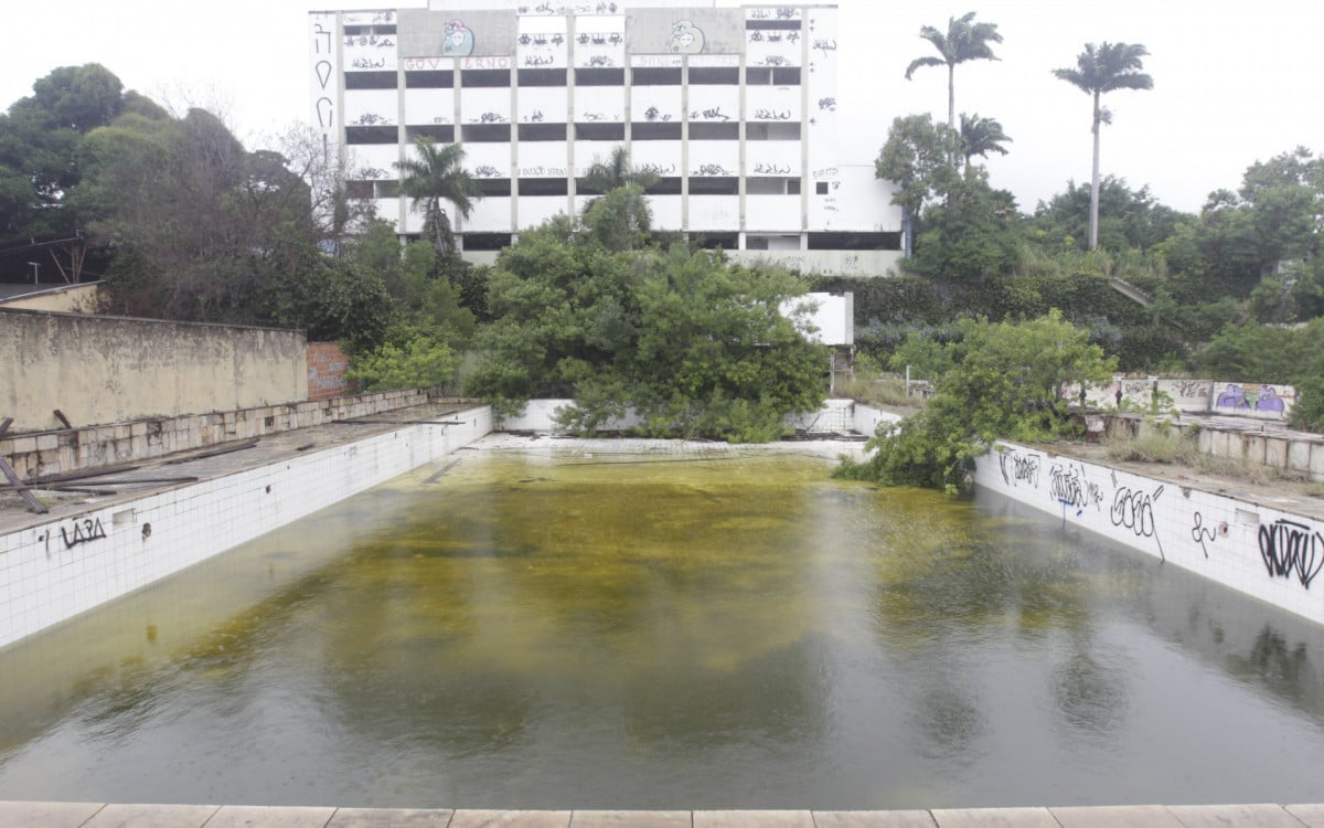 Instala&ccedil;&otilde;es da antiga Universidade Gama Filho, na Piedade, nesta quarta-feira - Reginaldo Pimenta / Ag&ecirc;ncia O Dia