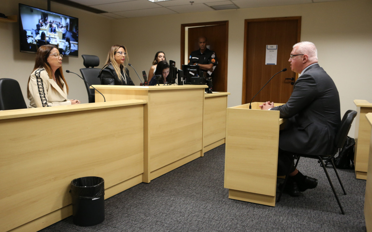 O perito Leonardo Dias Ribeiro, diretor do IML na época da morte de Fernanda, explicou sobre a importância da exumação do corpo da vítima. Segundo ele, tornou-se necessário uma perícia devido às circunstâncias