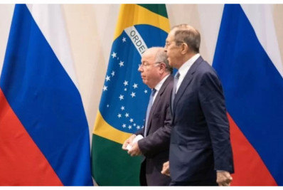 'Receber Lavrov mostra conivência com a Rússia', afirma ex-embaixador do Brasil 