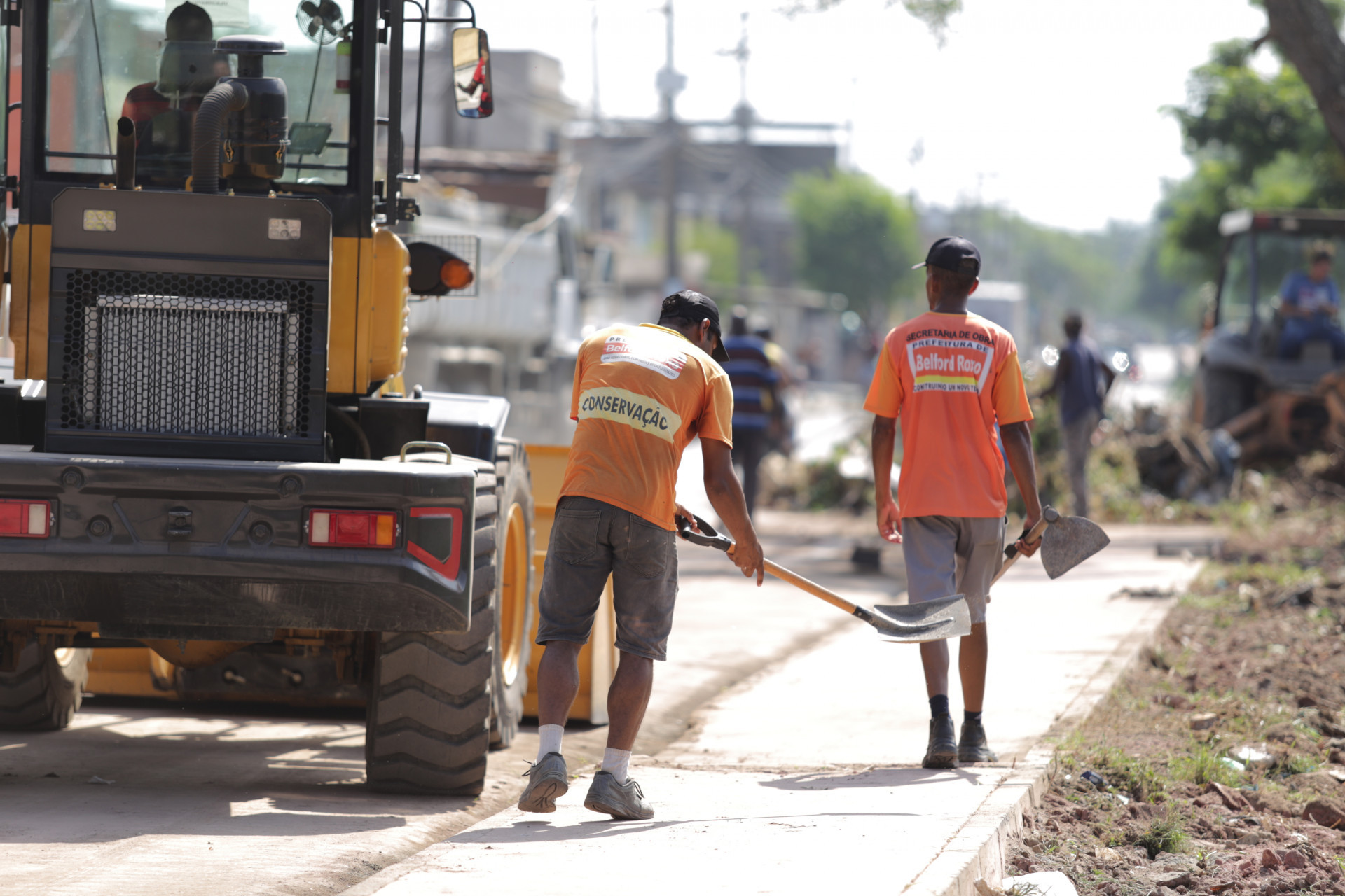 O mutirão na Avenida Atlântica promoveu uma grande ação de limpeza - Rafael Barreto