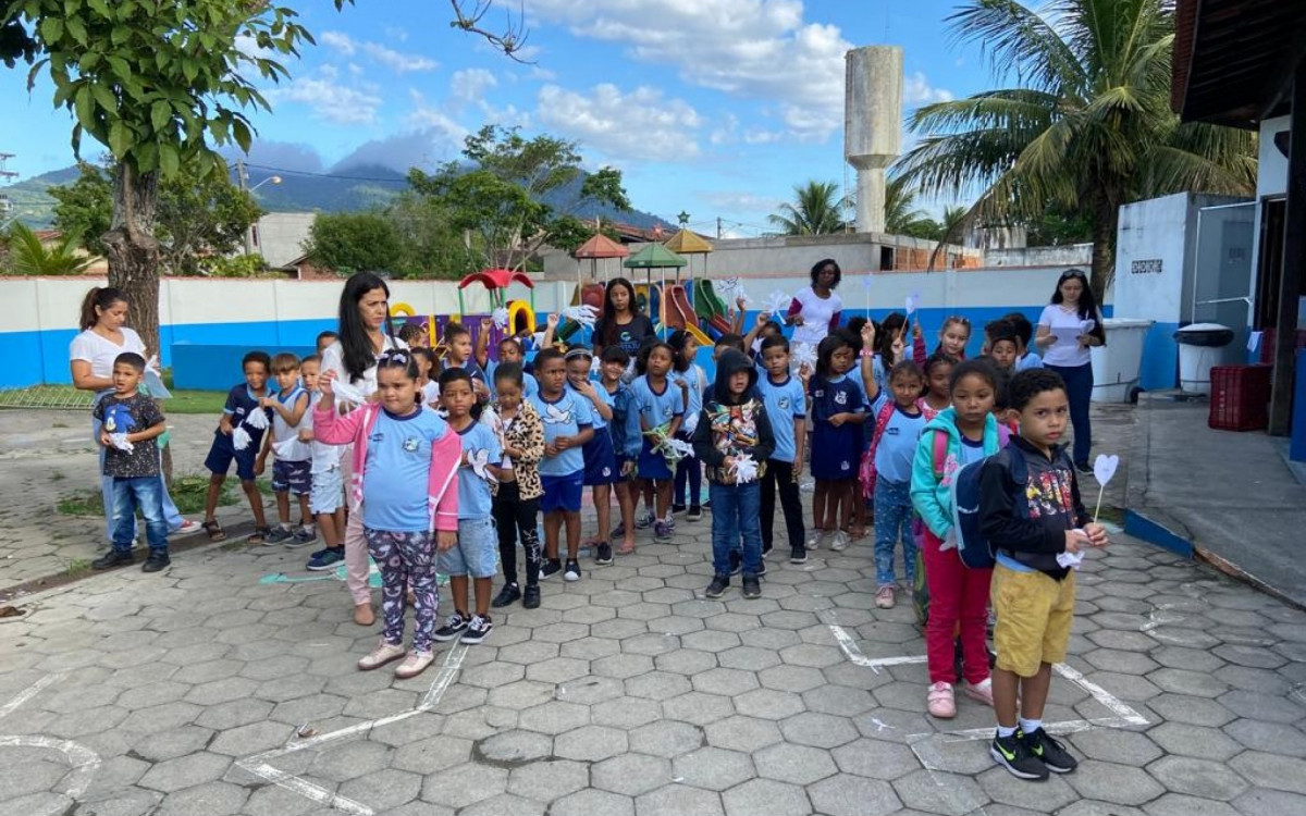 Atividades em favor da paz foram realizadas em todas as escolas da Rede Municipal de Rio das Ostras