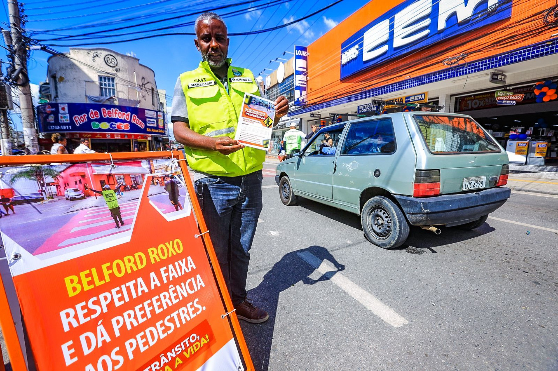O secretário Marcelo Machado destacou que a ação visa conscientizar os pedestres e condutores - Rafael Barreto / PMBR