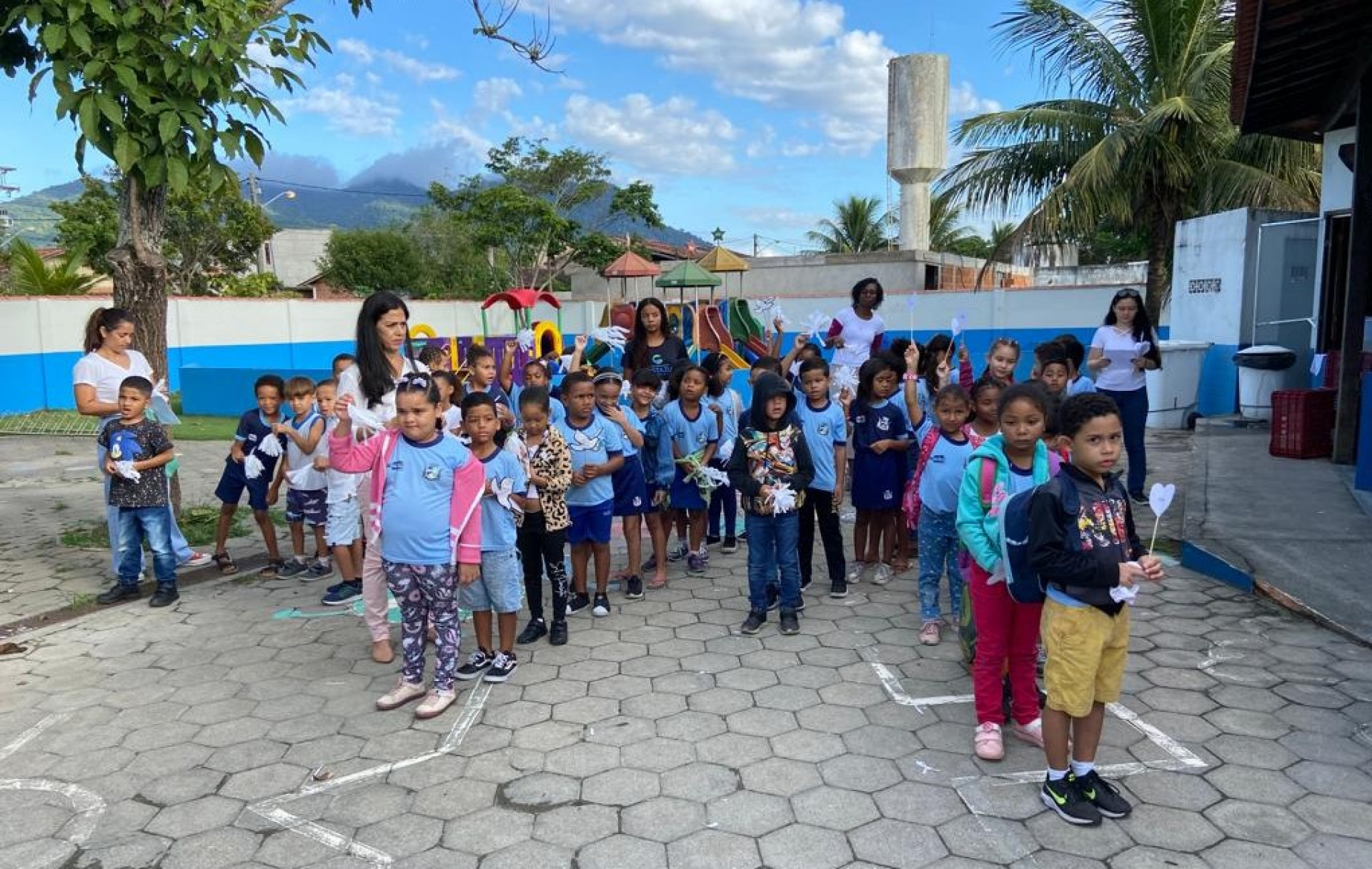 Atividades em favor da paz foram realizadas em todas as escolas da Rede Municipal de Rio das Ostras - Divulgação